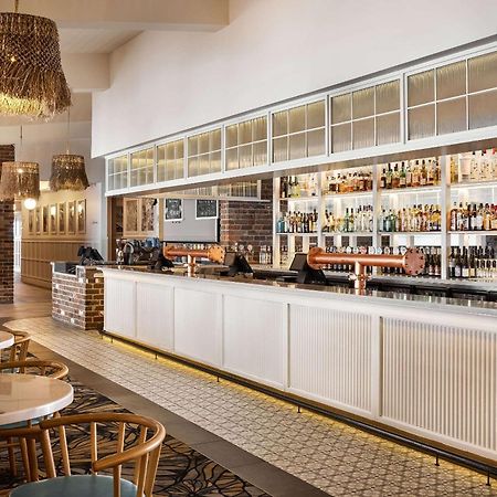 بيتش كومبر هوتل توكلي المظهر الخارجي الصورة The bar at the River Cottage Cafe