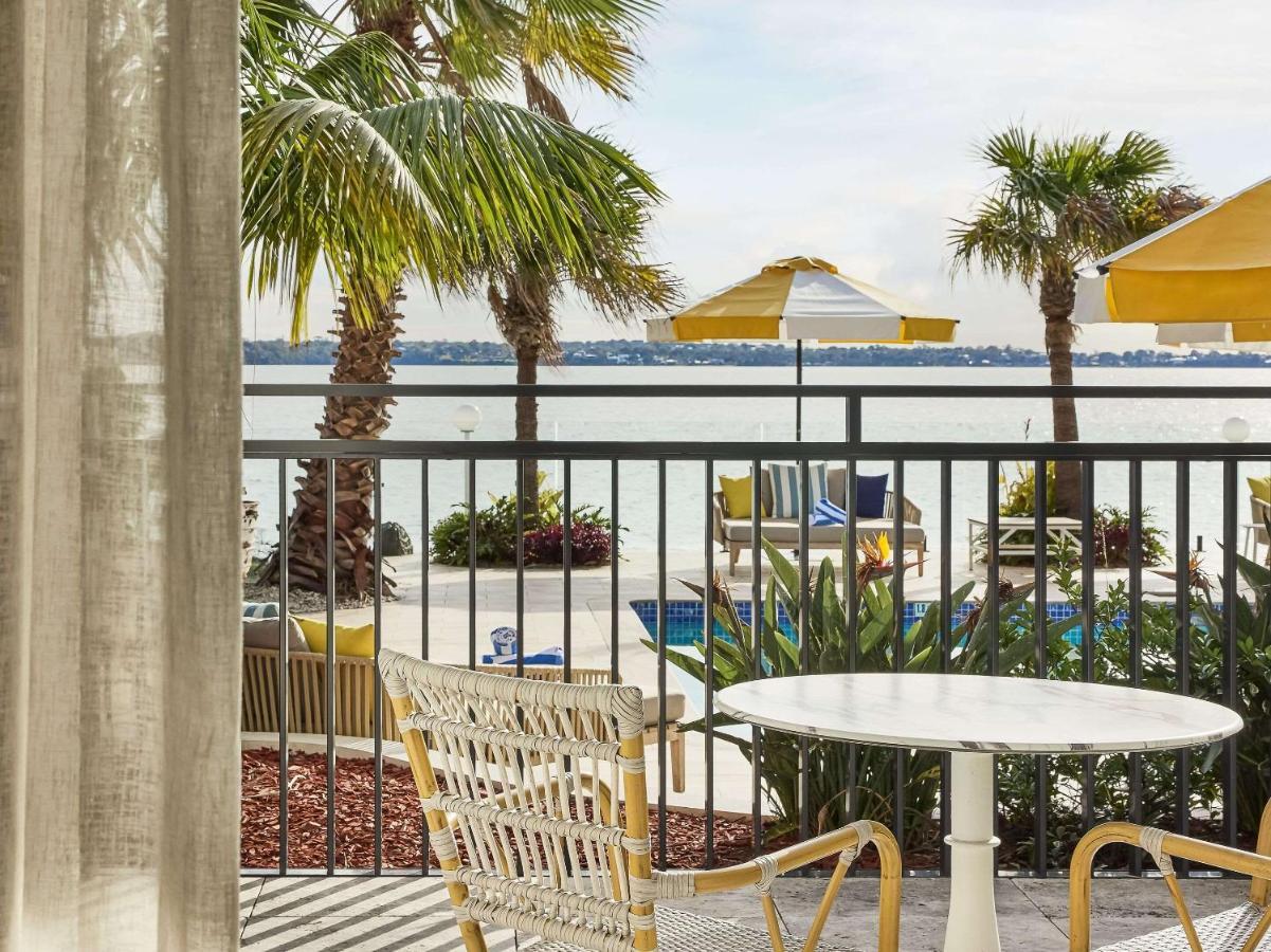 بيتش كومبر هوتل توكلي المظهر الخارجي الصورة View of the pool at the Hotel St. George