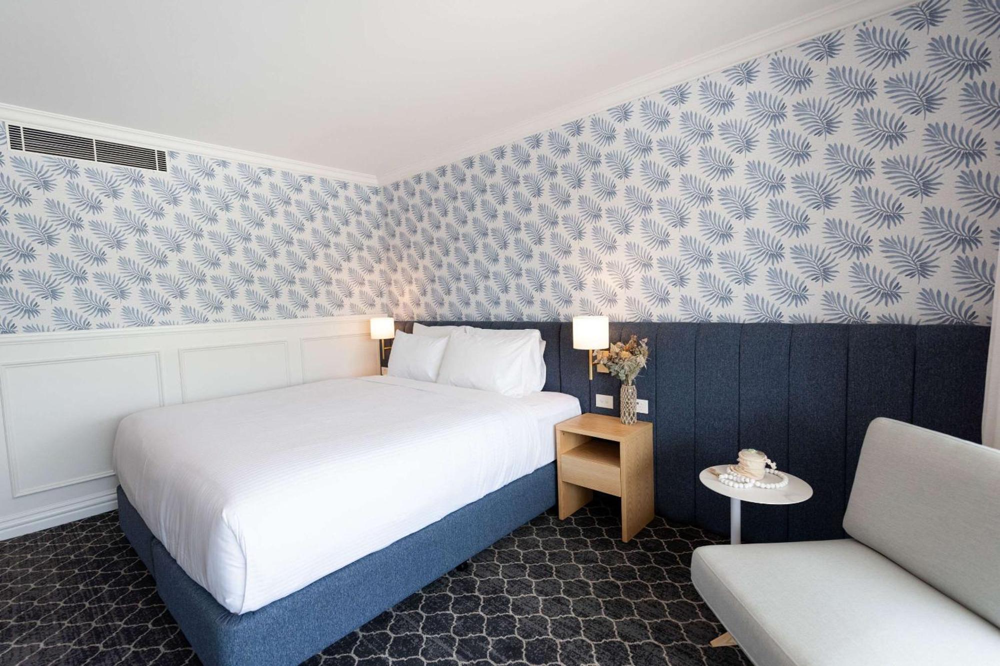 بيتش كومبر هوتل توكلي المظهر الخارجي الصورة A room at the Hotel Zags
